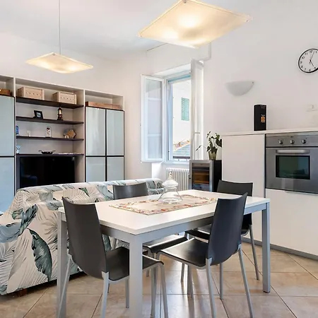 Casa Mare 1 Апартаменты *
