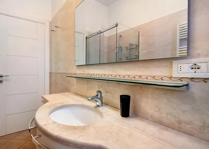 Casa Mare 1 아파트 레반토